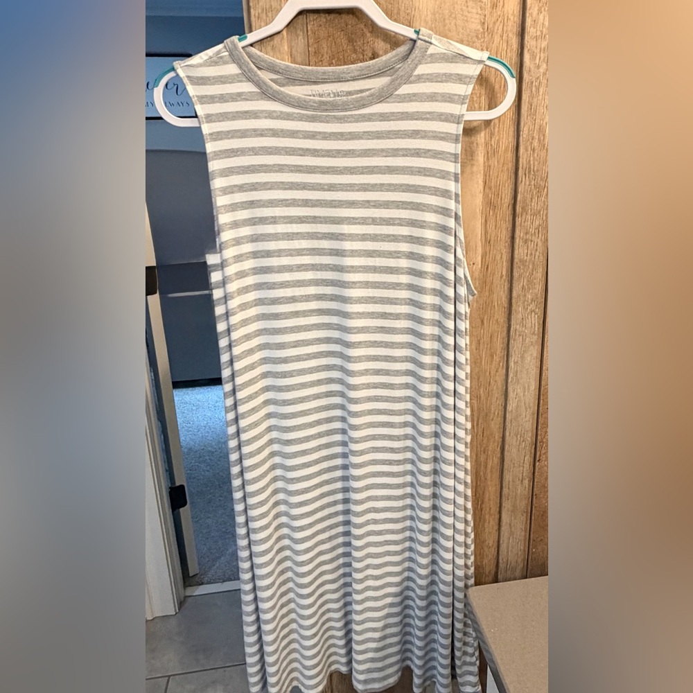 Time and Tru XL Gray & White Striped Sleeveless Dress coverup so soft!!